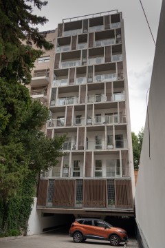 Contrafrente - Cocheras